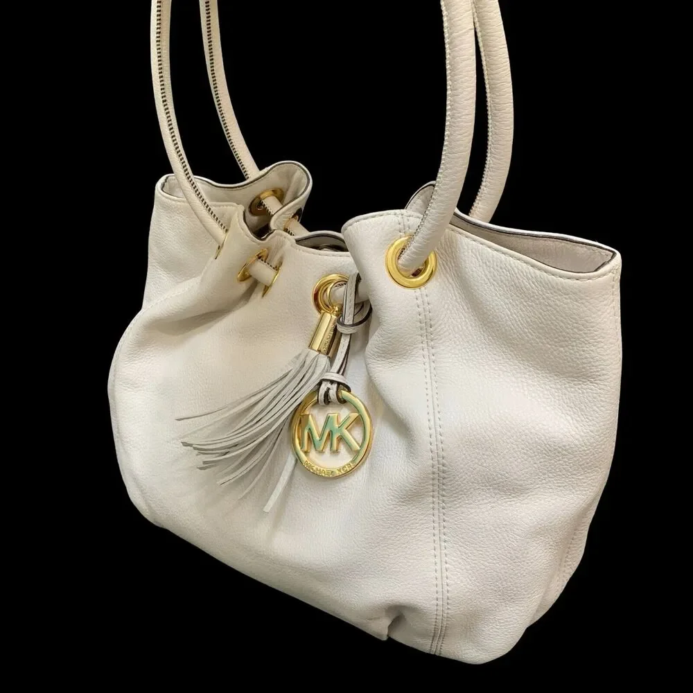 MICHAEL KORS Vanilla Pebbled Leather Tasseled ASTOR Ring Tote Shoulder Bag - Picture 2 of 12